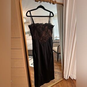 House of Cb - Nikita Black lace dress